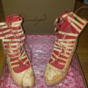 Privileged by JC Dossier Boots